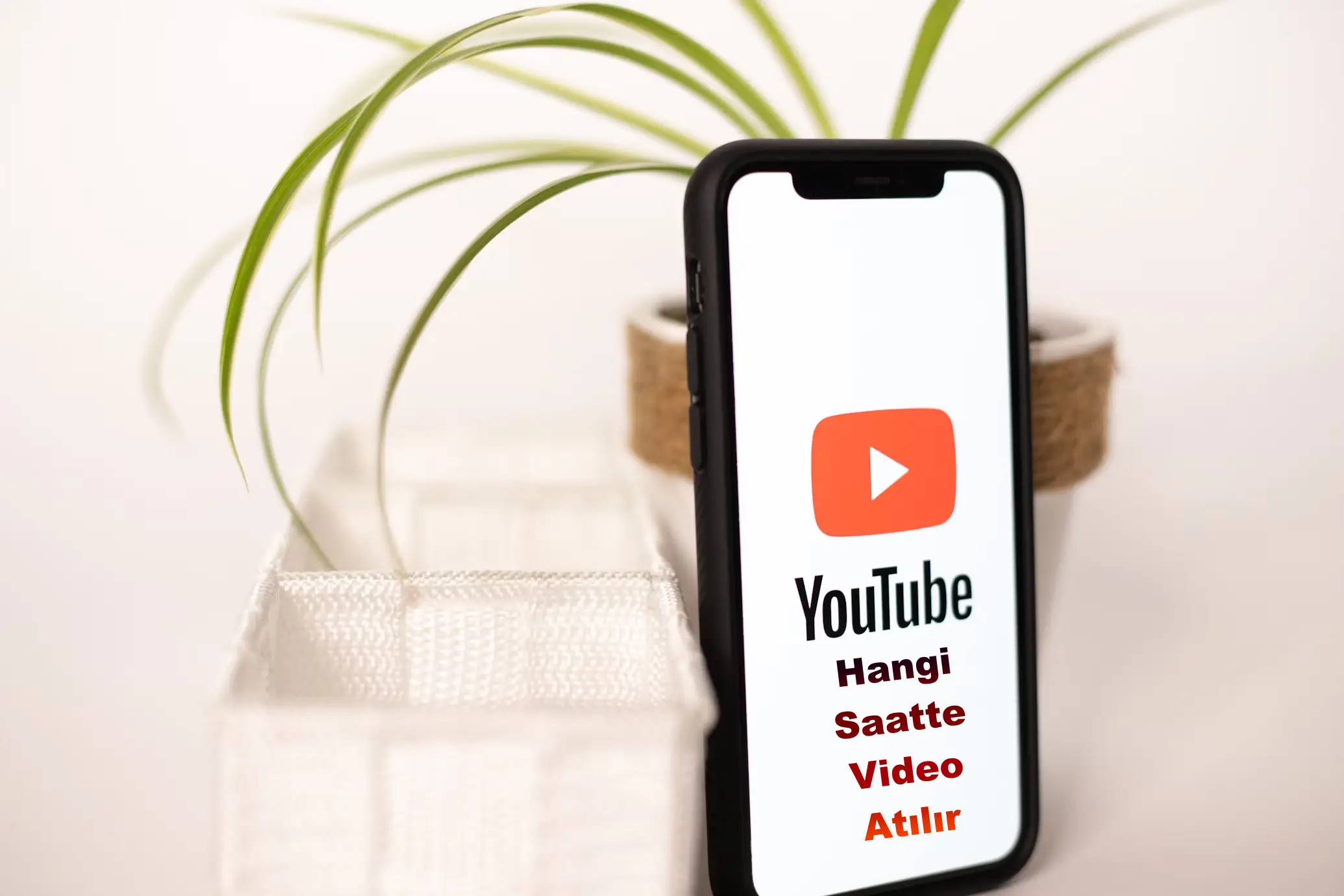 YouTube'da Hangi Saatte Video Atılır